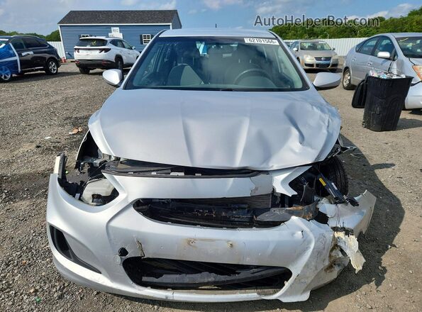 KMHCT4AE4GU027044 2016 HYUNDAI ACCENT Silver Vista frontal