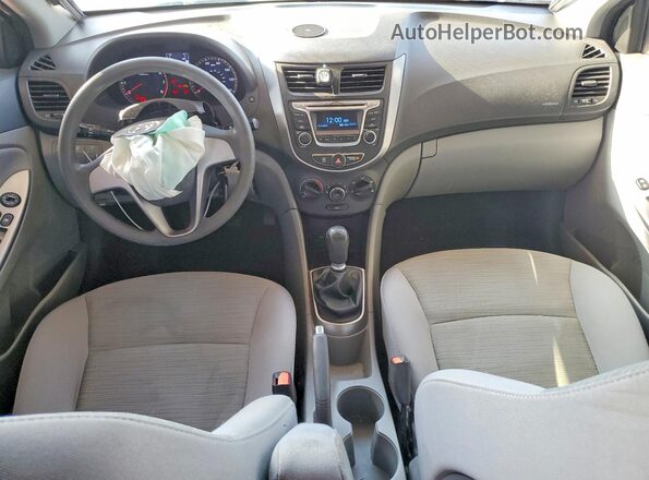 KMHCT4AE4GU974858 2016 HYUNDAI ACCENT Red Вид панелі приладів