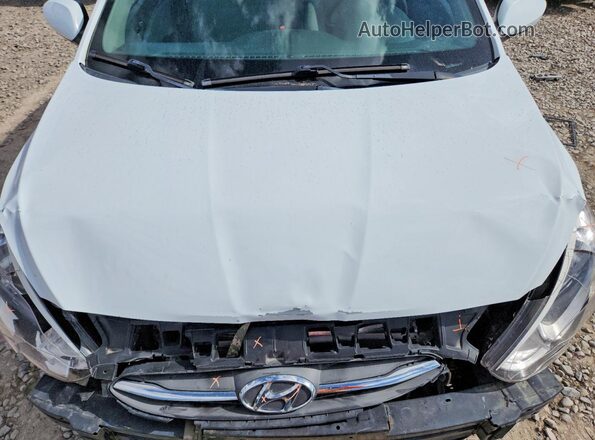KMHCT4AE4HU174174 2017 HYUNDAI ACCENT Белый Вид задней части салона
