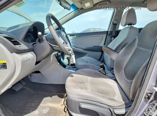 KMHCT4AE4HU278258 2017 HYUNDAI ACCENT Gray Front interior view