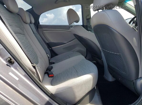 KMHCT4AE4HU331380 2017 HYUNDAI ACCENT Gray უკანა სავარძლების ხედი
