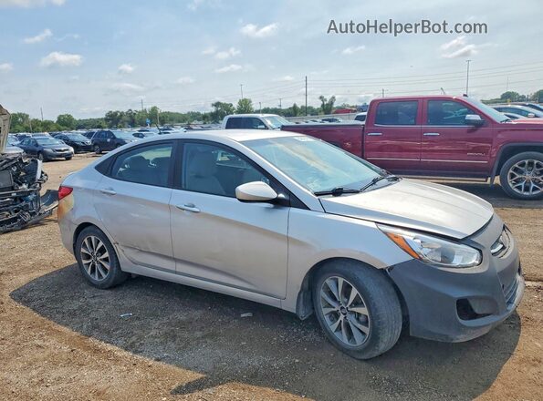 KMHCT4AE4HU347093 2017 HYUNDAI ACCENT Silver წინა ხედი