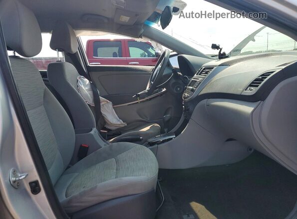 KMHCT4AE4HU347093 2017 HYUNDAI ACCENT Silver წინა პანელის ხედი