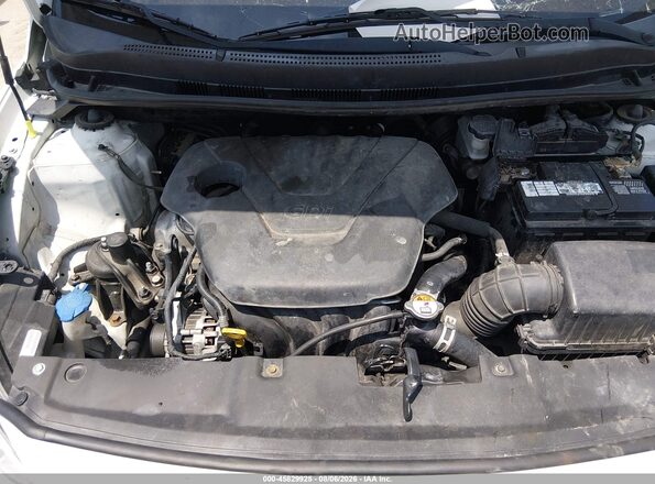 KMHCT4AE4HU366632 2017 HYUNDAI ACCENT White Widok z tyłu
