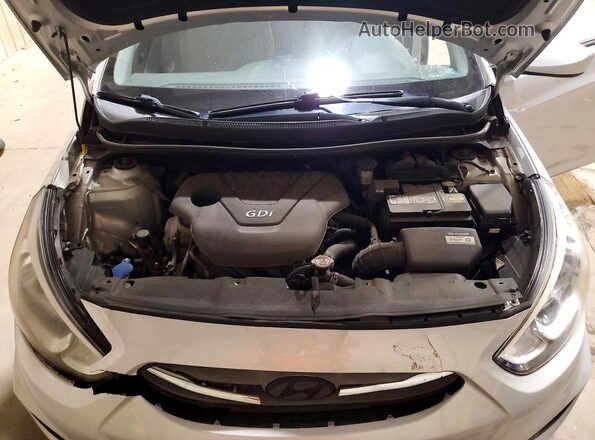 KMHCT4AE5GU004243 2016 HYUNDAI ACCENT Silver Вид задньої частини салону