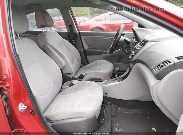KMHCT4AE5GU072851 2016 HYUNDAI ACCENT Red Widok wnętrza z przodu