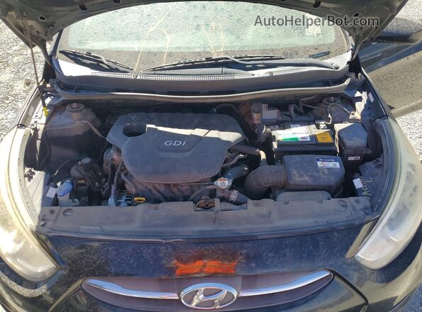 KMHCT4AE5GU093134 2016 HYUNDAI ACCENT Black Widok wnętrza z tyłu