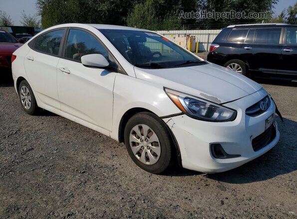 KMHCT4AE5GU137620 2016 HYUNDAI ACCENT White Front right