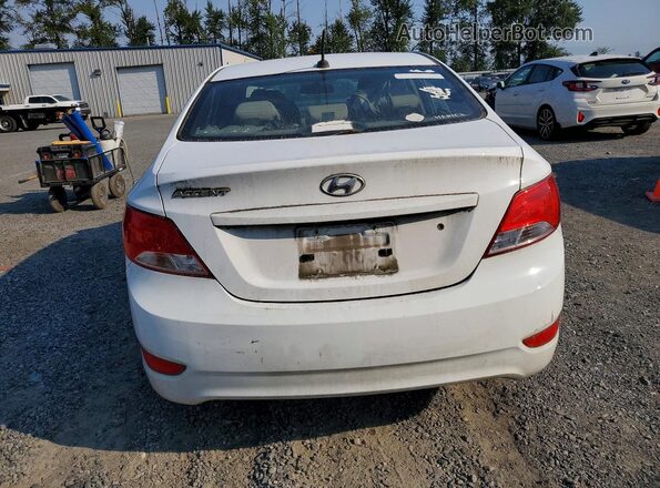 KMHCT4AE5GU137620 2016 HYUNDAI ACCENT White Rear view