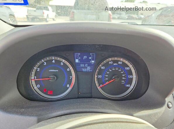 KMHCT4AE5HU242336 2017 HYUNDAI ACCENT White ხელსაწყოთა პანელის ხედი