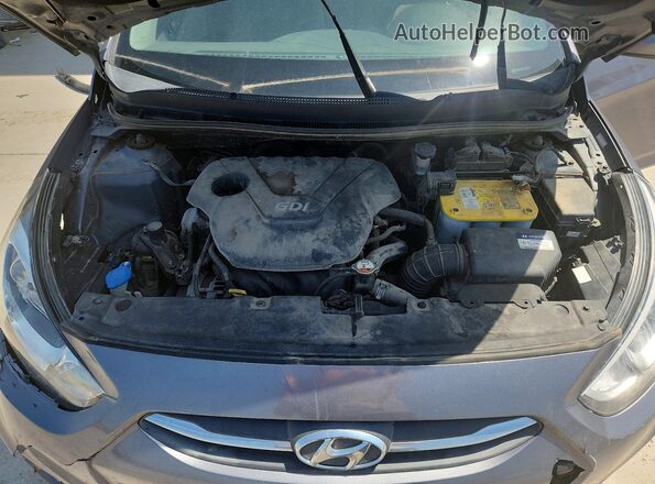 KMHCT4AE5HU243986 2017 HYUNDAI ACCENT Gray Widok wnętrza z tyłu