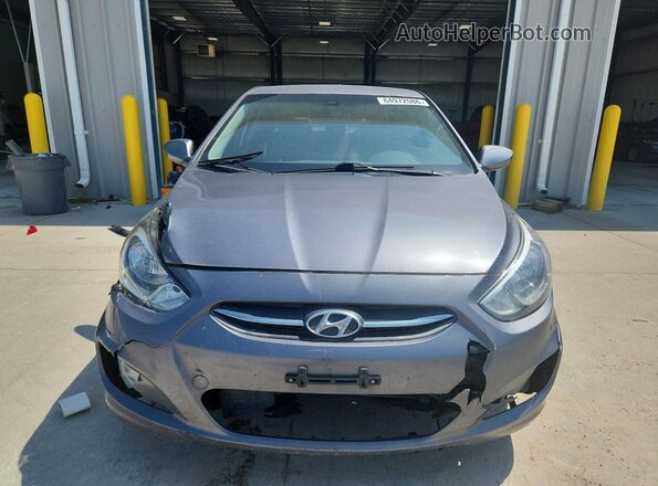 KMHCT4AE5HU243986 2017 HYUNDAI ACCENT Gray Widok z przodu