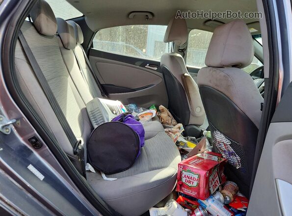 KMHCT4AE5HU283372 2017 HYUNDAI ACCENT Серый 