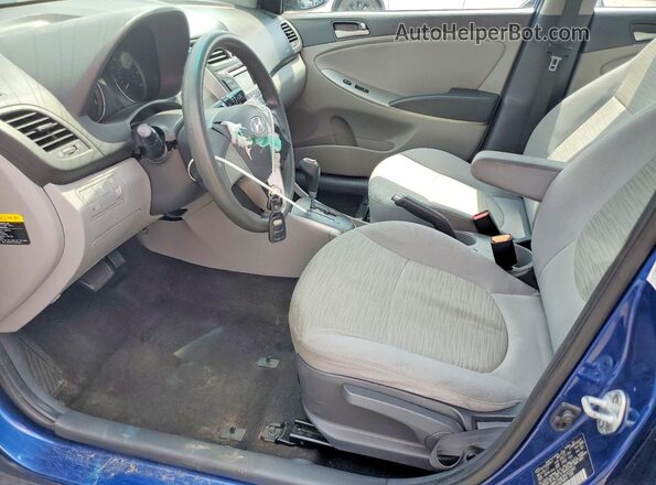 KMHCT4AE5HU332585 2017 HYUNDAI ACCENT Blue Front interior view