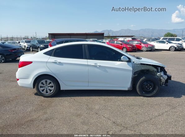 KMHCT4AE6HU330036 2017 HYUNDAI ACCENT White Սալոնի 360 աստիճան տեսք