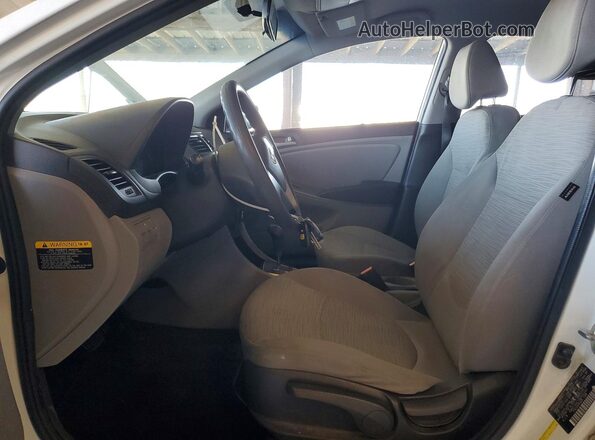 KMHCT4AE7GU000243 2016 HYUNDAI ACCENT White Вид салону спереду