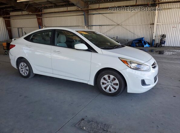 KMHCT4AE7GU000243 2016 HYUNDAI ACCENT White Передня права чверть