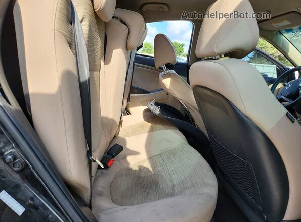 KMHCT4AE7GU096178 2016 HYUNDAI ACCENT Black Вид задніх сидінь