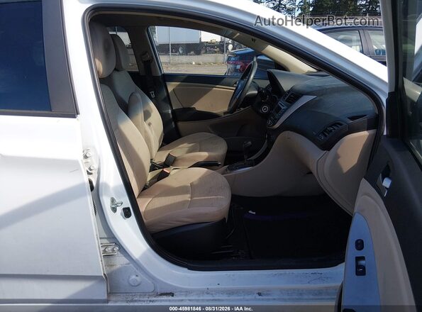 KMHCT4AE7GU163720 2016 HYUNDAI ACCENT White წინა სალონის ხედი