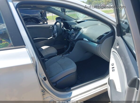 KMHCT4AE7GU943510 2016 HYUNDAI ACCENT Silver Սալոնի դիմացի տեսք