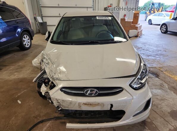 KMHCT4AE7GU952627 2016 HYUNDAI ACCENT Beige Դիմացի տեսք