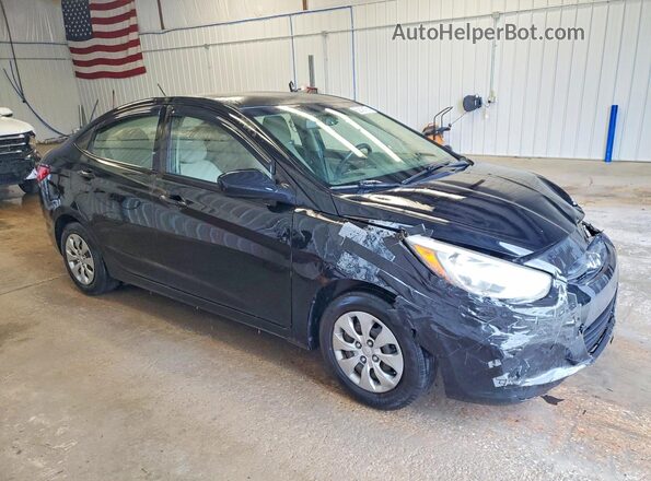 KMHCT4AE7HU358265 2017 HYUNDAI ACCENT Black Front right