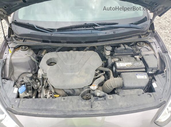 KMHCT4AE7HU371274 2017 HYUNDAI ACCENT Silver Սալոնի հետևի տեսք