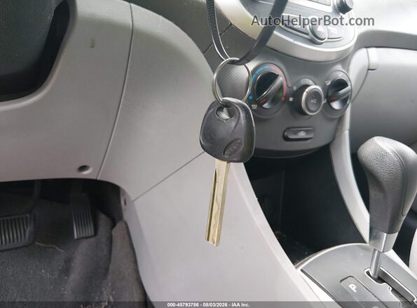 KMHCT4AE8GU009887 2016 HYUNDAI ACCENT Silver Vista del salpicadero