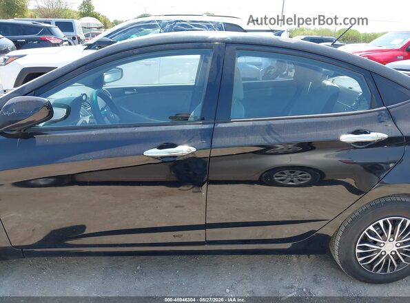 KMHCT4AE8GU102201 2016 HYUNDAI ACCENT Black 