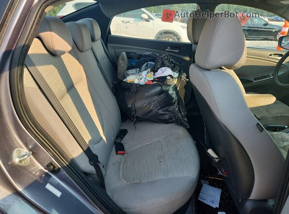 KMHCT4AE8GU162947 2016 HYUNDAI ACCENT Gray Widok tylnych siedzeń