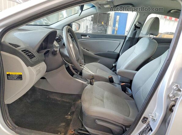KMHCT4AE8GU947078 2016 HYUNDAI ACCENT Silver წინა სალონის ხედი
