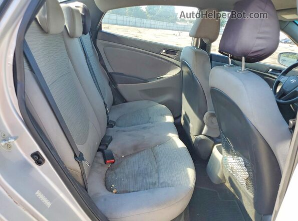 KMHCT4AE8HU172816 2017 HYUNDAI ACCENT Серебряный Вид задних сидений