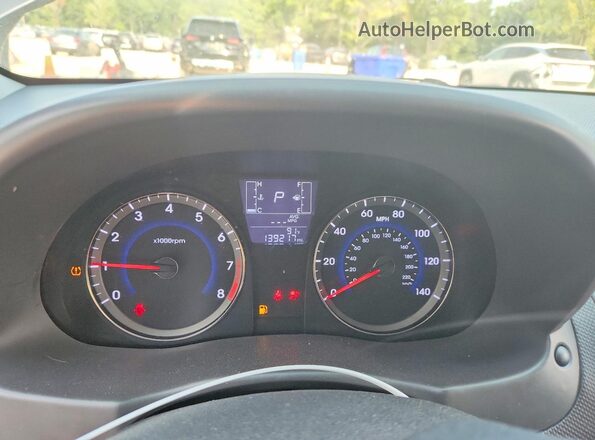 KMHCT4AE8HU361000 2017 HYUNDAI ACCENT Gray Вид щитка приладів