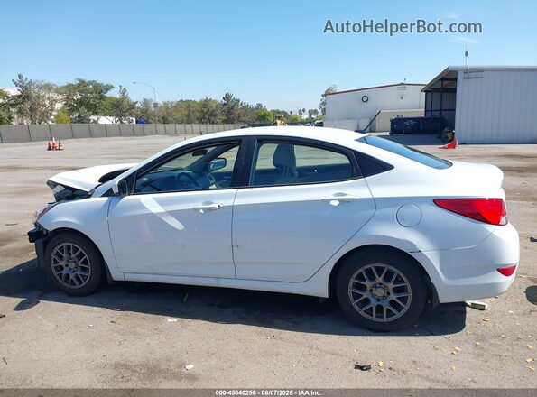 KMHCT4AE9HU343203 2017 HYUNDAI ACCENT Белый 