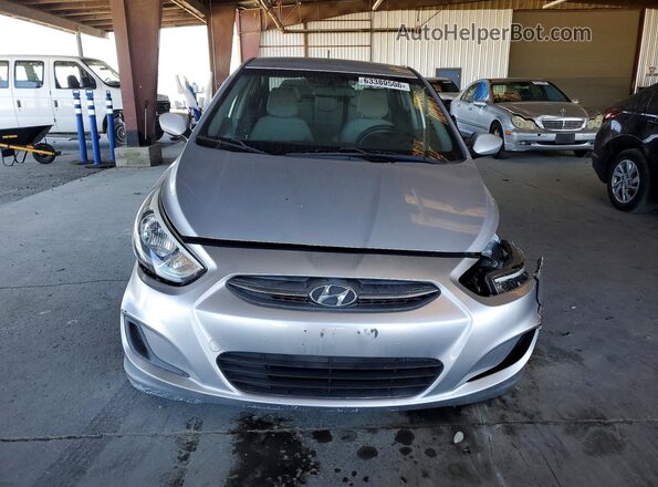 KMHCT4AEXGU058203 2016 HYUNDAI ACCENT Серебряный Вид спереди