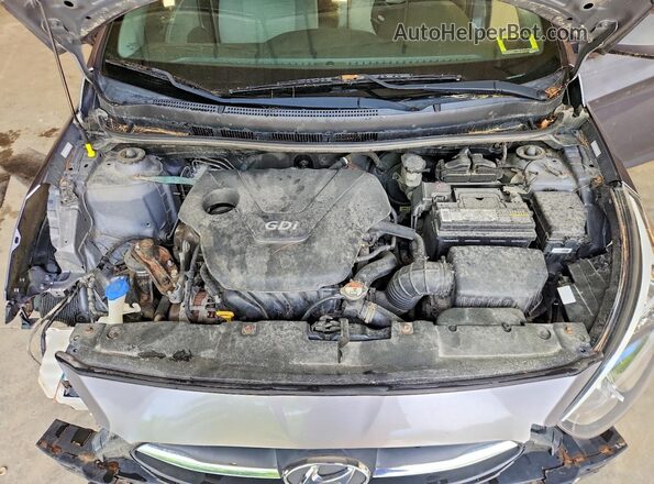 KMHCT4AEXGU072540 2016 HYUNDAI ACCENT Silver Vista interior trasera