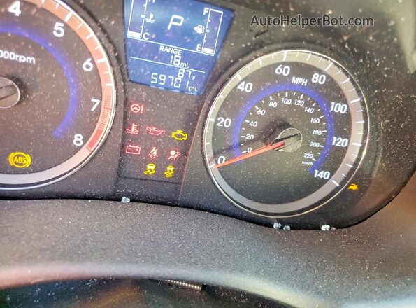 KMHCT4AEXGU974685 2016 HYUNDAI ACCENT Red ხელსაწყოთა პანელის ხედი