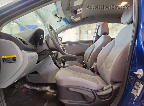 KMHCT4AEXHU295260 2017 HYUNDAI ACCENT Blue Vista interior delantera