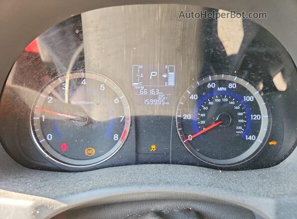 KMHCT4AEXHU333649 2017 HYUNDAI ACCENT Red Widok zestawu wskaźników