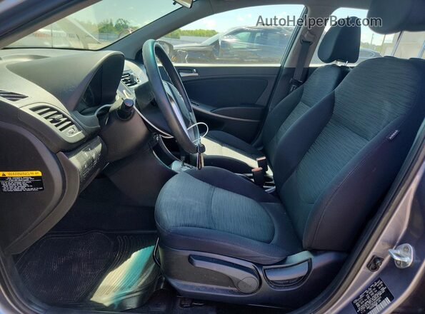 KMHCT5AE0HU346643 2017 HYUNDAI ACCENT Gray Սալոնի դիմացի տեսք