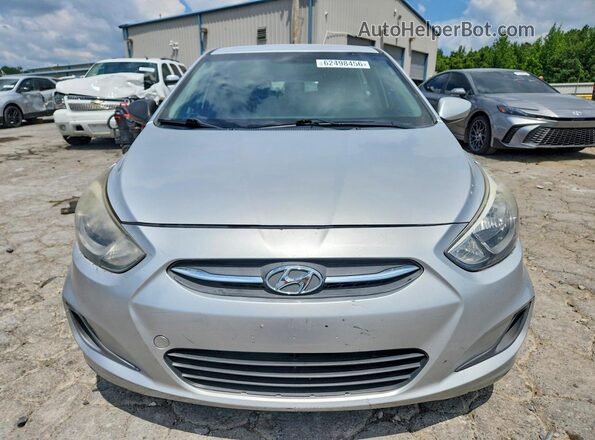 KMHCT5AE1GU267464 2016 HYUNDAI ACCENT Silver Вид спереду