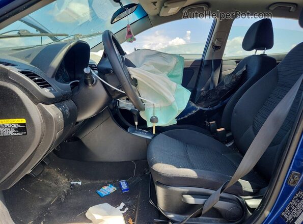 KMHCT5AE2HU325468 2017 HYUNDAI ACCENT Blue Вид салону спереду