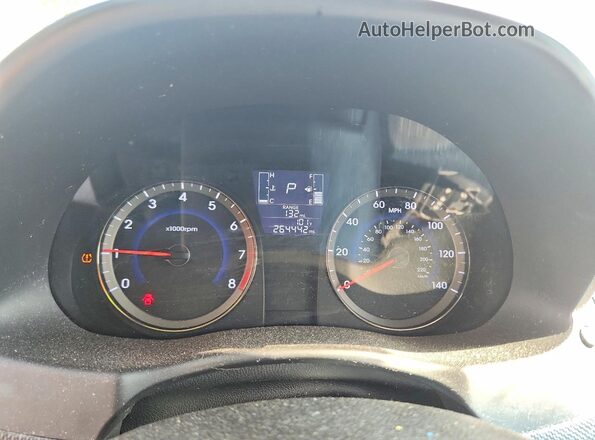 KMHCT5AE3HU315645 2017 HYUNDAI ACCENT Silver Widok zestawu wskaźników
