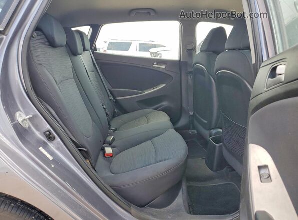 KMHCT5AE3HU338472 2017 HYUNDAI ACCENT Серый Вид задней части салона