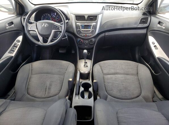 KMHCT5AE3HU338472 2017 HYUNDAI ACCENT Серый Вид панели приборов
