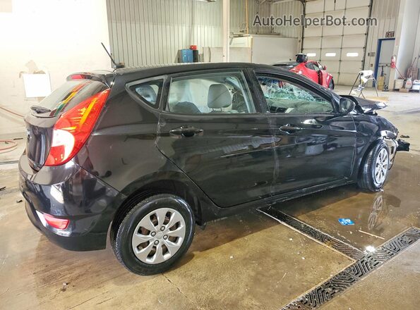 KMHCT5AE3HU359306 2017 HYUNDAI ACCENT Черный Задняя правая четверть