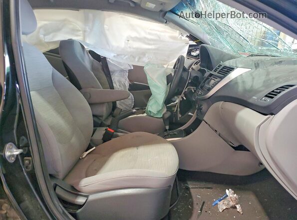 KMHCT5AE3HU359306 2017 HYUNDAI ACCENT Черный Вид салона спереди