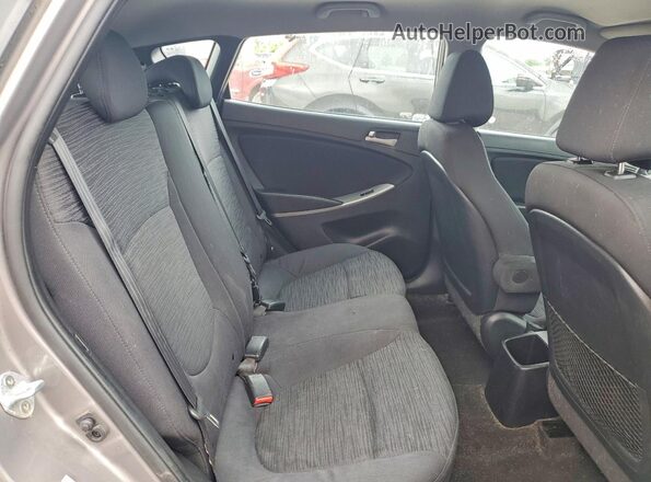 KMHCT5AE5HU364569 2017 HYUNDAI ACCENT Gray Vista de los asientos traseros