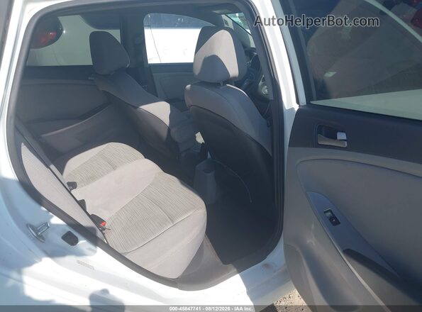 KMHCT5AE6HU318801 2017 HYUNDAI ACCENT White Widok naklejki z numerem VIN