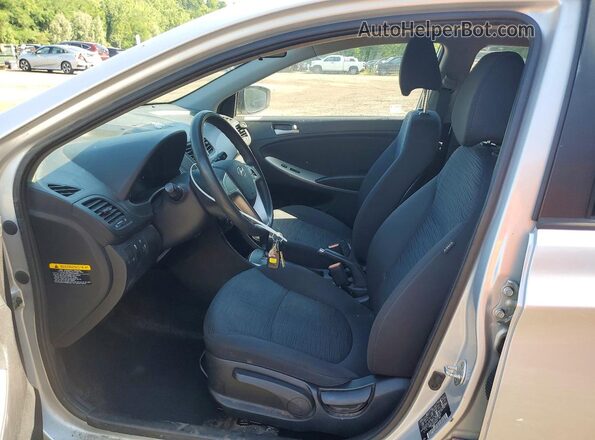 KMHCT5AE7GU248921 2016 HYUNDAI ACCENT Silver წინა სალონის ხედი